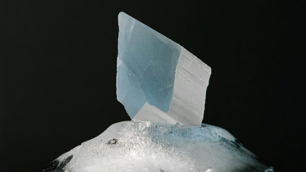 Creative Ways to Use Ice Beyond Drinks
